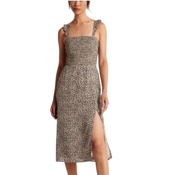 Abercrombie & Fitch Midi Dress Small Smocked‎ Leopard Print Ruffled Slit Boho - Picture 1 of 11